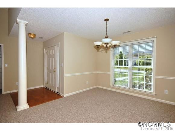 225 English Oak Road - Photo 4