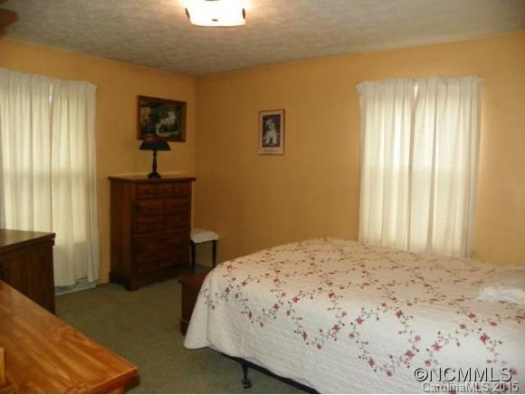 28 Dogwood Drive - Photo 8