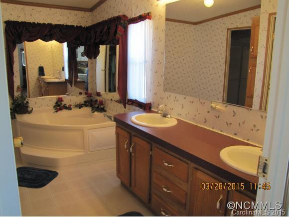 22 MAHAN LANE - Photo 11