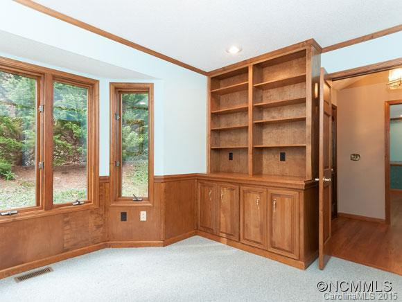 315 Pinnacle Drive - Photo 13