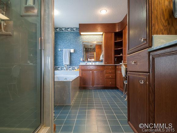 315 Pinnacle Drive - Photo 16
