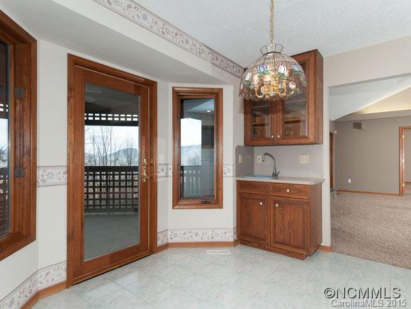 315 Pinnacle Drive - Photo 9