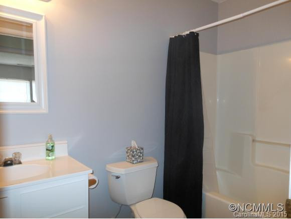 402 Hiawassee Avenue - Photo 10