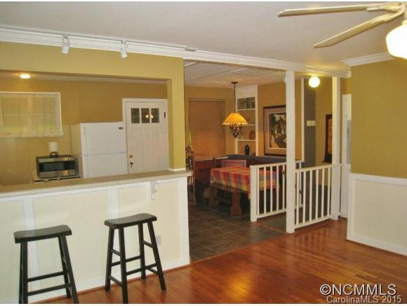 422 Lockhart Road - Photo 3