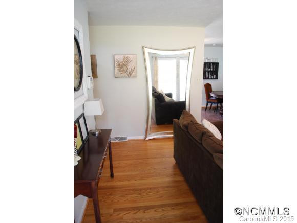 23 Hillview Rd - Photo 6