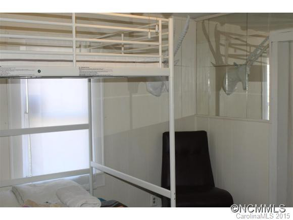 109 Rock Hill Road - Photo 10