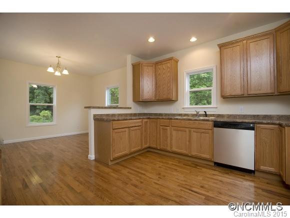 84 Poplar - Photo 3