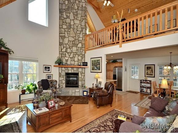 87 SILENT FOREST DRIVE - Photo 4
