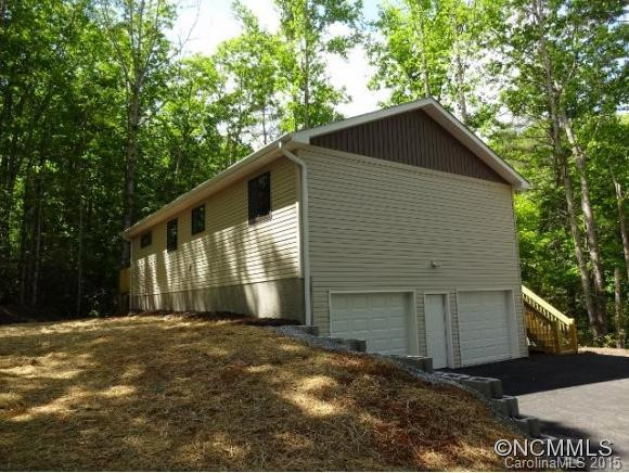 15 ROLLINS PLACE - Photo 2