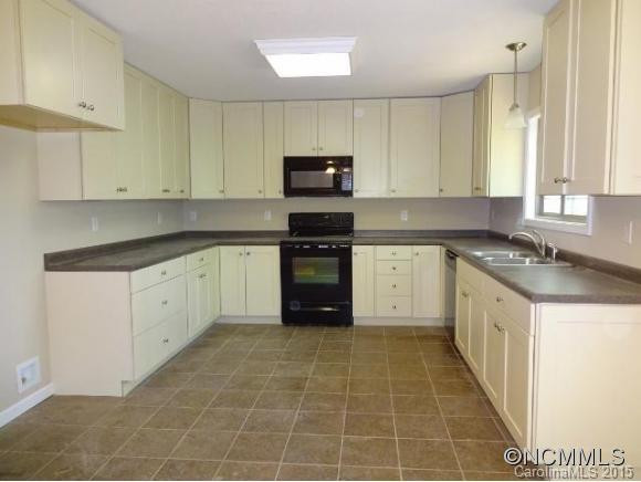 15 ROLLINS PLACE - Photo 5