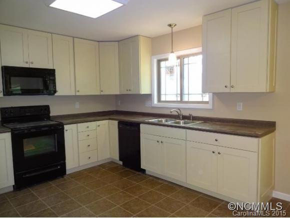15 ROLLINS PLACE - Photo 6