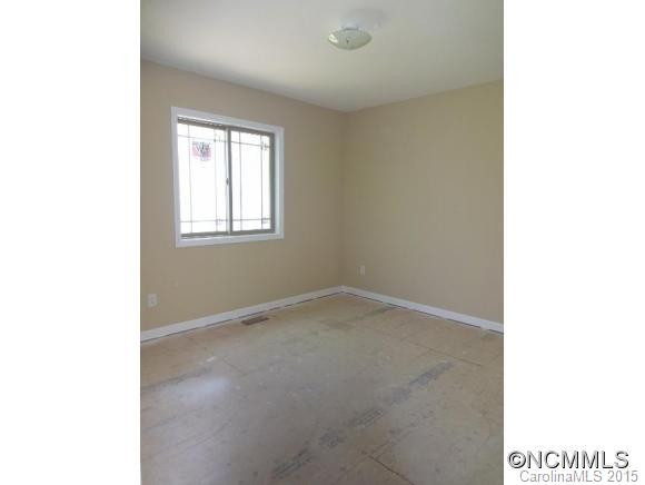 15 ROLLINS PLACE - Photo 10