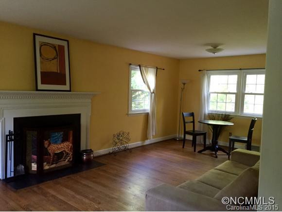 123 Aurora Drive - Photo 3