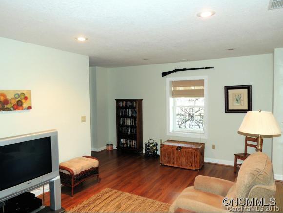 11 Derry Drive - Photo 16