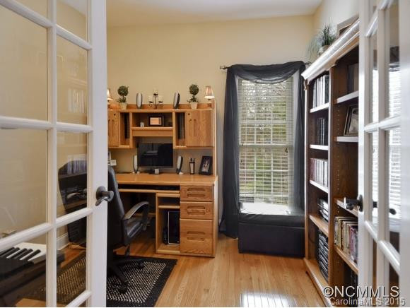 110 MICHAEL COURT - Photo 13