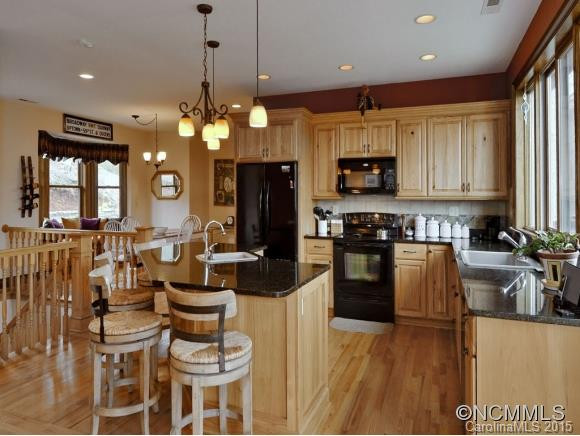 182 BROOKS BRANCH RD - Photo 4