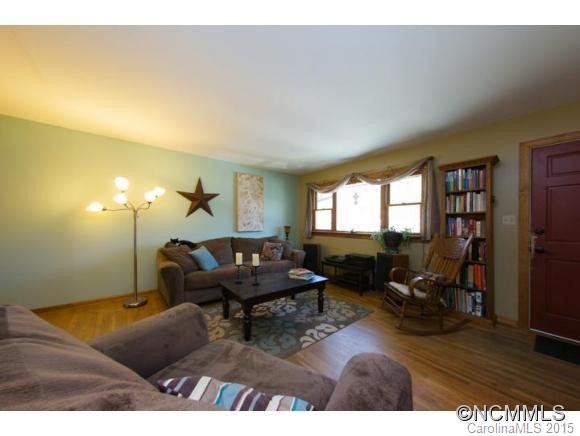 318 Fairfax Avenue - Photo 3