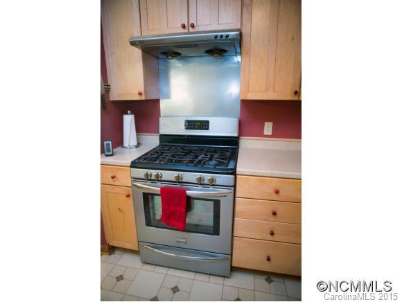318 Fairfax Avenue - Photo 6