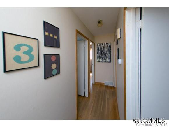 318 Fairfax Avenue - Photo 8