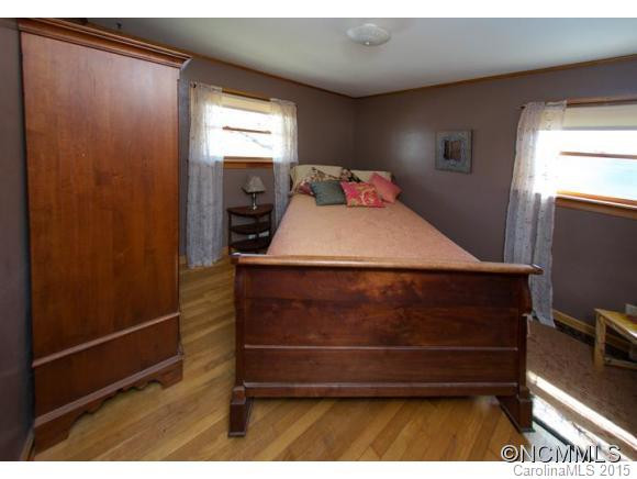 318 Fairfax Avenue - Photo 10