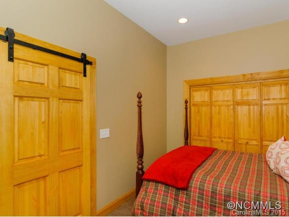 1801 TURNPIKE ROAD - Photo 11