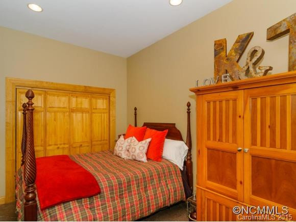 1801 TURNPIKE ROAD - Photo 8
