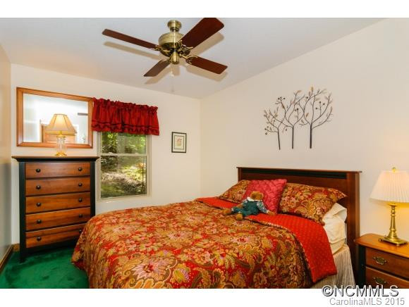 321 Chapel Point - Photo 11