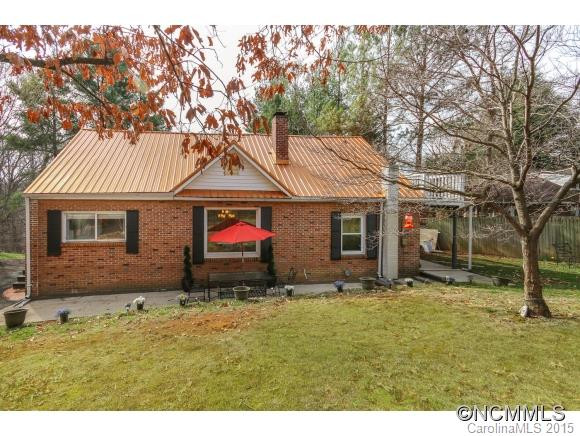 1 Thurland Ave - Photo 2