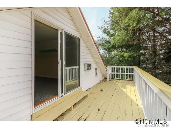 1 Thurland Ave - Photo 18
