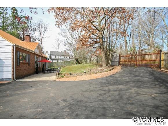 1 Thurland Ave - Photo 23