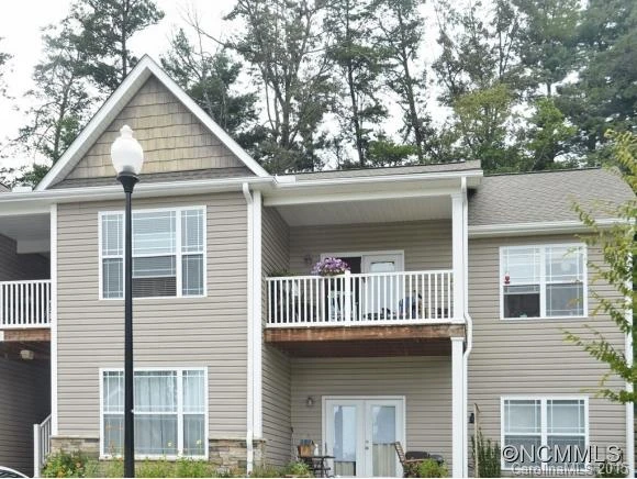 11-D NORTHBROOK PLACE