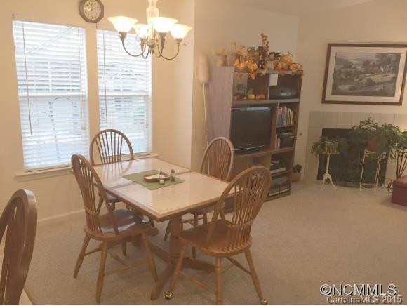 27 Gray Wolf Lane - Photo 3