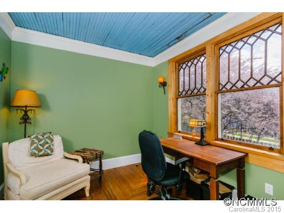 108 Hillside St - Photo 11