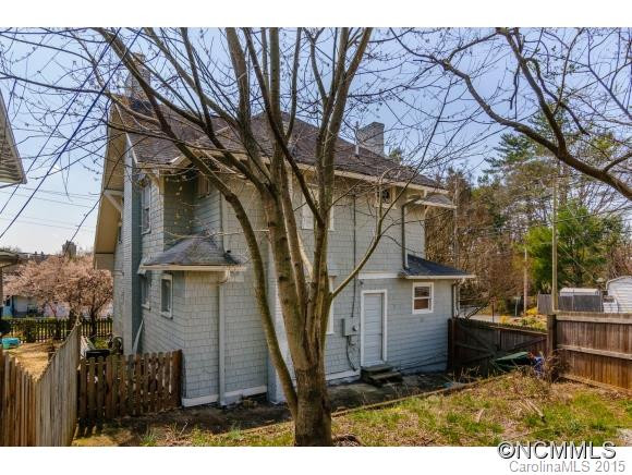 108 Hillside St - Photo 12