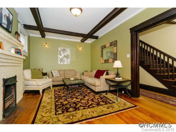 108 Hillside St - Photo 3