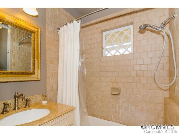 108 Hillside St - Photo 8