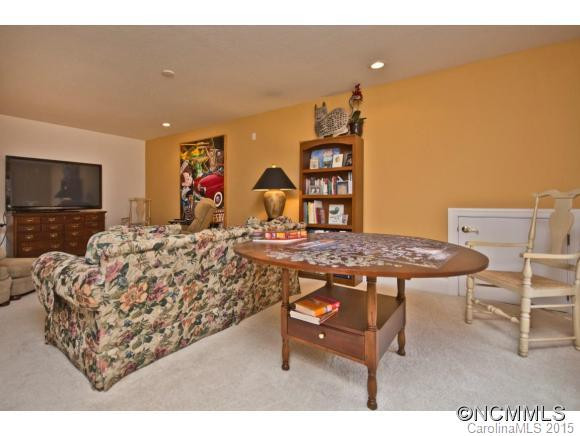 6 Applewood - Photo 24