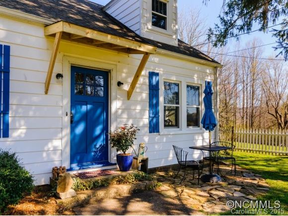 160 Oakdale Road - Photo 3