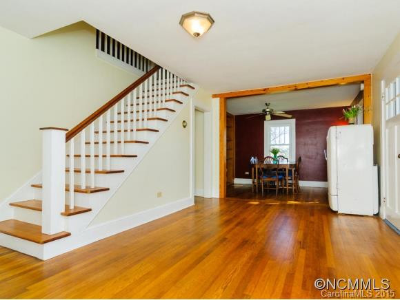 160 Oakdale Road - Photo 4
