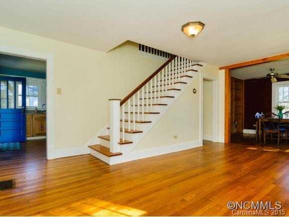 160 Oakdale Road - Photo 5
