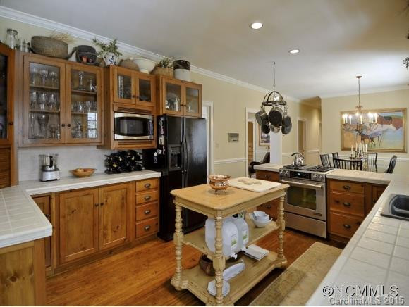 19 Brookwood Court - Photo 5
