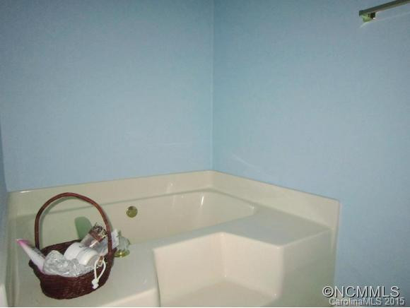 114 Brooklyn Avenue - Photo 11