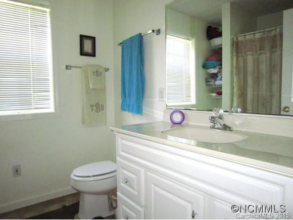 114 Brooklyn Avenue - Photo 16