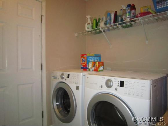 114 Brooklyn Avenue - Photo 17