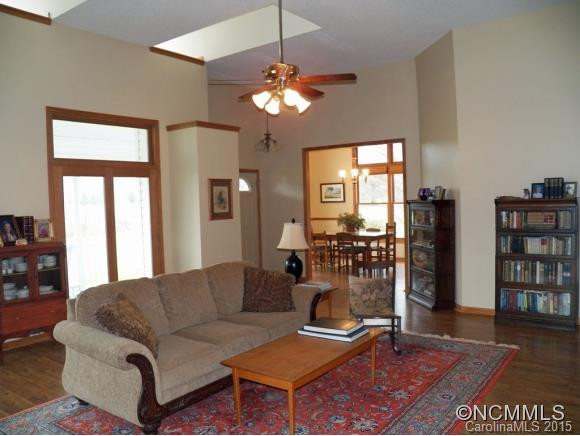 10 Cross Creek Court - Photo 11