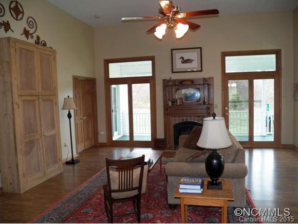 10 Cross Creek Court - Photo 10