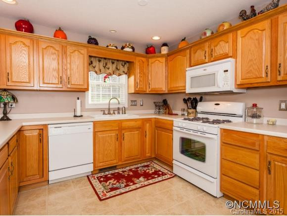 35 Oak Apple Lane - Photo 7
