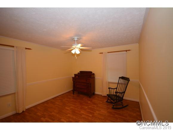 144 Mockingbird Hill Drive - Photo 16