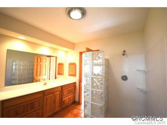1050 Hunting Country Road - Photo 16