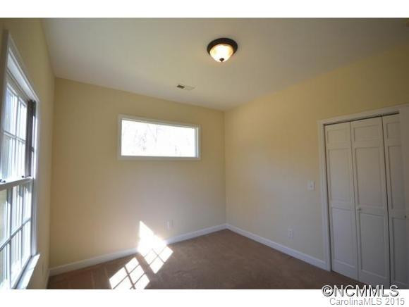 1050 Hunting Country Road - Photo 18